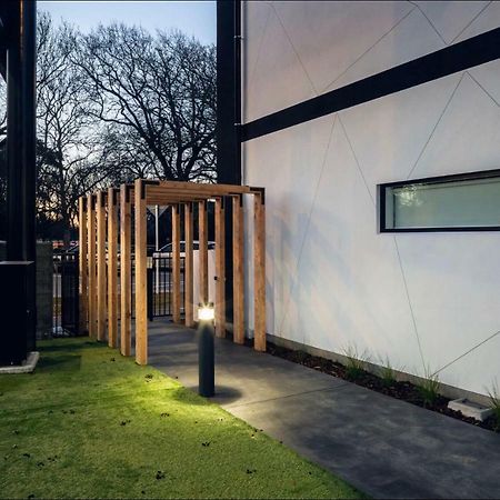 Apartamento Penthouse With Park View Christchurch Exterior foto